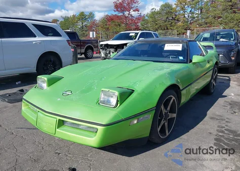 1986 Chevrolet Corvette из США, поврежденный, VIN 1G1YY0787G5118544